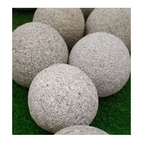 Sphère granit grisbouchardé - pierre naturelle